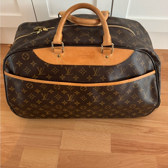 Authentic Louis Vuitton Eloe roller bag / luggage / carry on / duffel bag - Picture 4 of 14